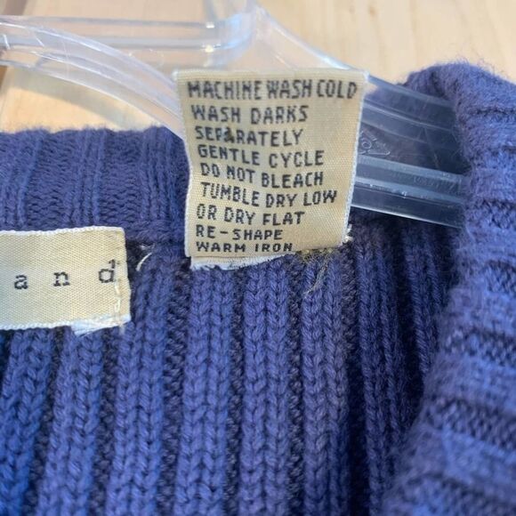 VINTAGE East Island Solid Navy Blue Red Stripes V Neck Sweater 100% Cotton XL - Picture 5 of 6